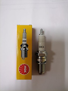 Свеча зажигания D8EA NGK
